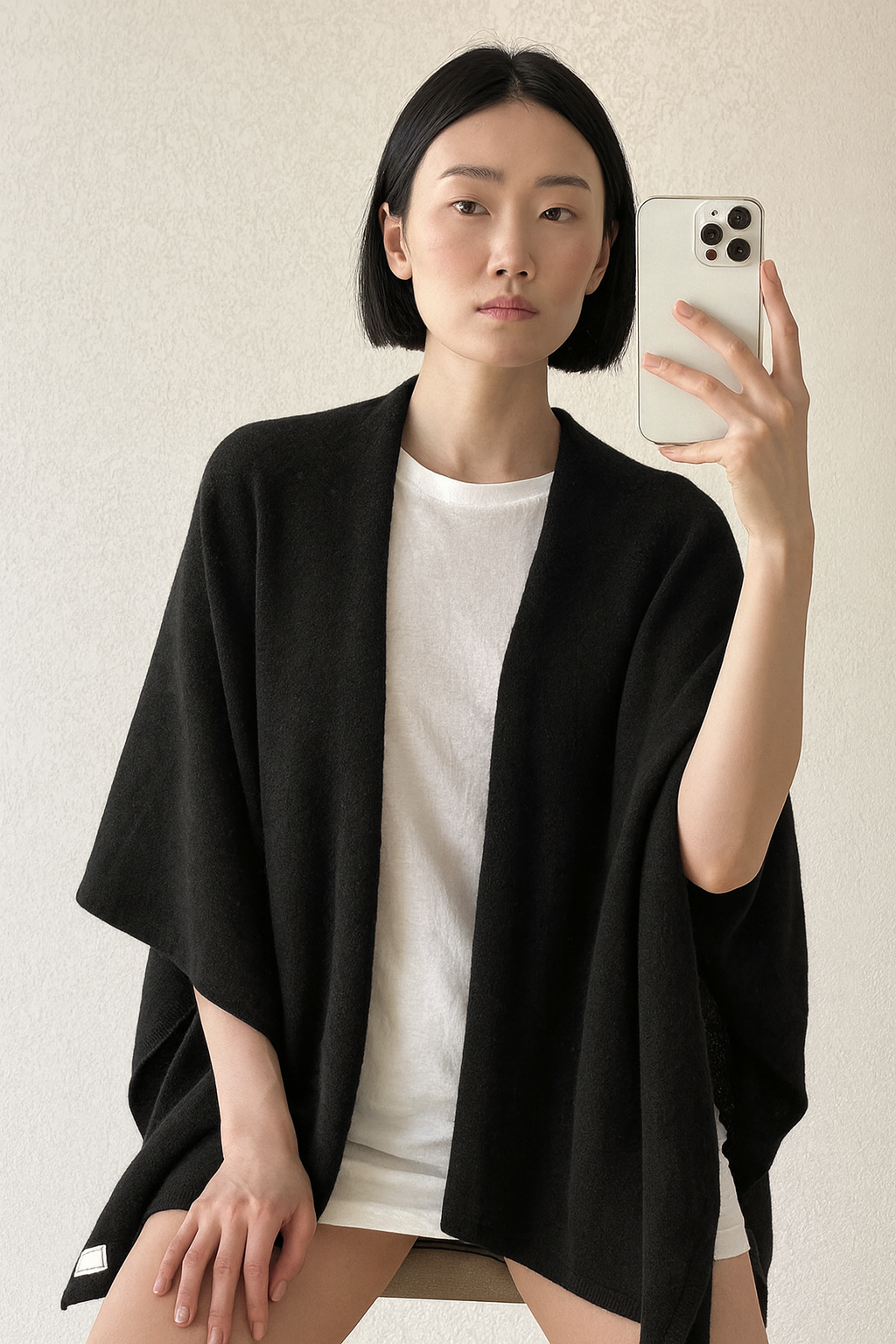 Classic Women's Cashmere Wrap - Black